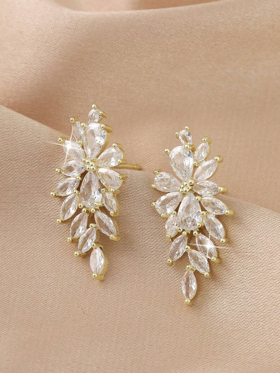 Par luksuznih ženskih minđuša sa sjajnim markiz cirkonom