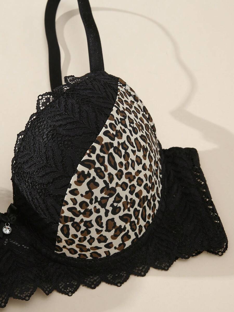 Grudnjak sa žicom i čipkom sa leopard printom