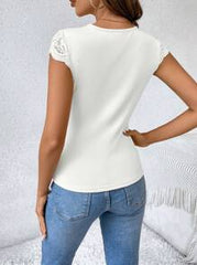 SHEIN Frenchy Women's Lace Patchwork Work Shirts,Seashell Edge Work Women Shirts,Work Tops,Textured Sheer Fabric T-Shirt White Summer Casual
