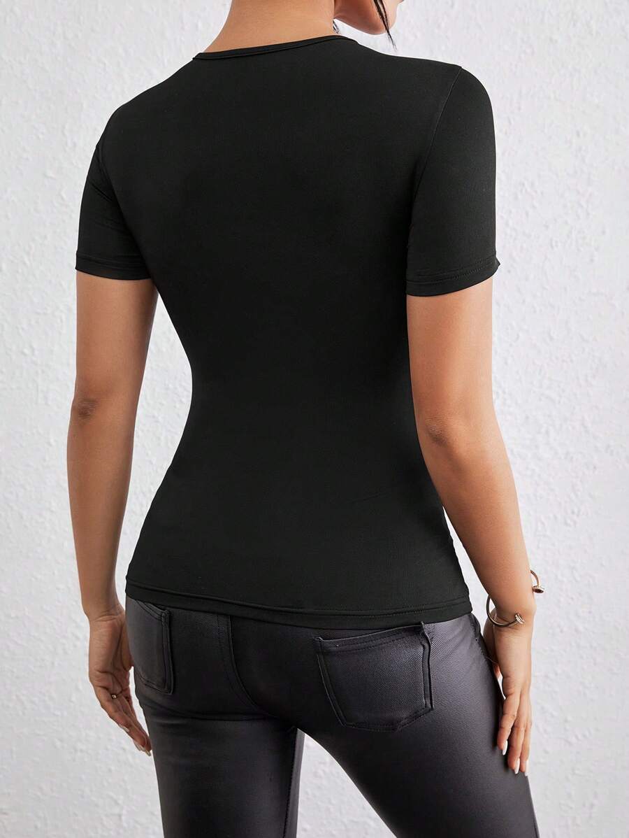 Majica Slim Fit  sa Izrezima i Kratkim Rukavima