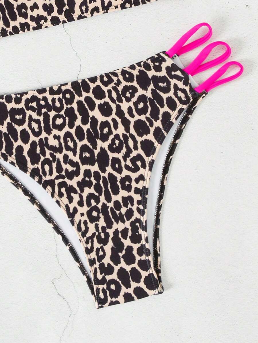 Ženski bikini set sa leopard printom, pogodan za plažu i letovanje