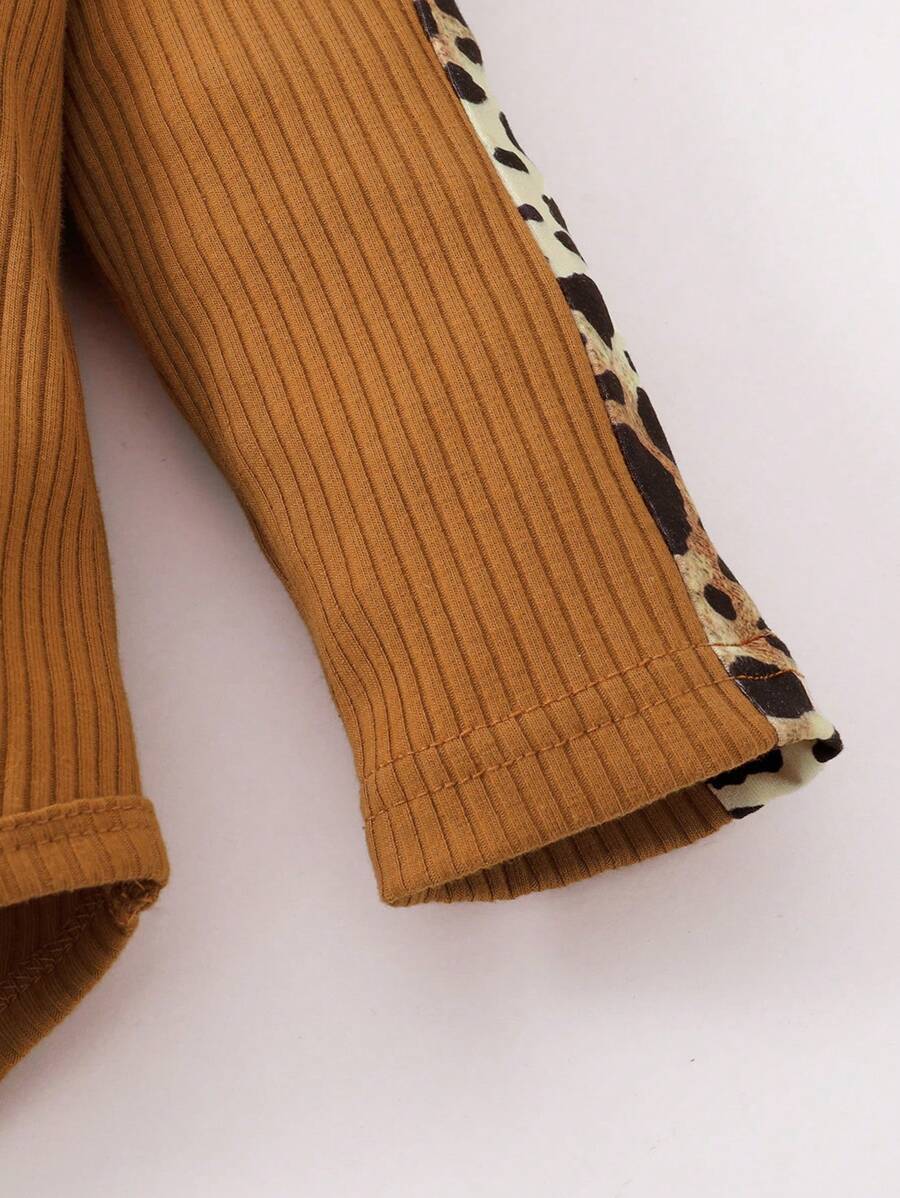 Moderan 3-delni komplet za devojčice sa trakom za glavu, bodijem i pantalonama sa paperbag strukom i leopard printom