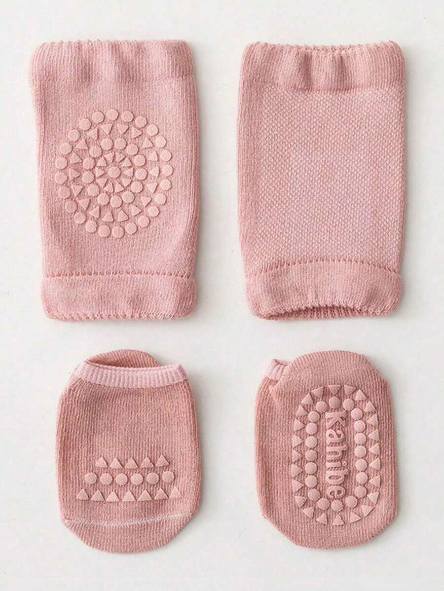 4 para/set bebi protivkliznih zaštita i kratkih čarapa za puzanje