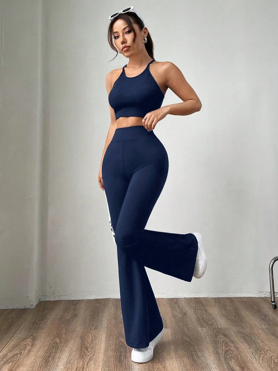 Ženske uske pantalone sa raširenim nogavicama