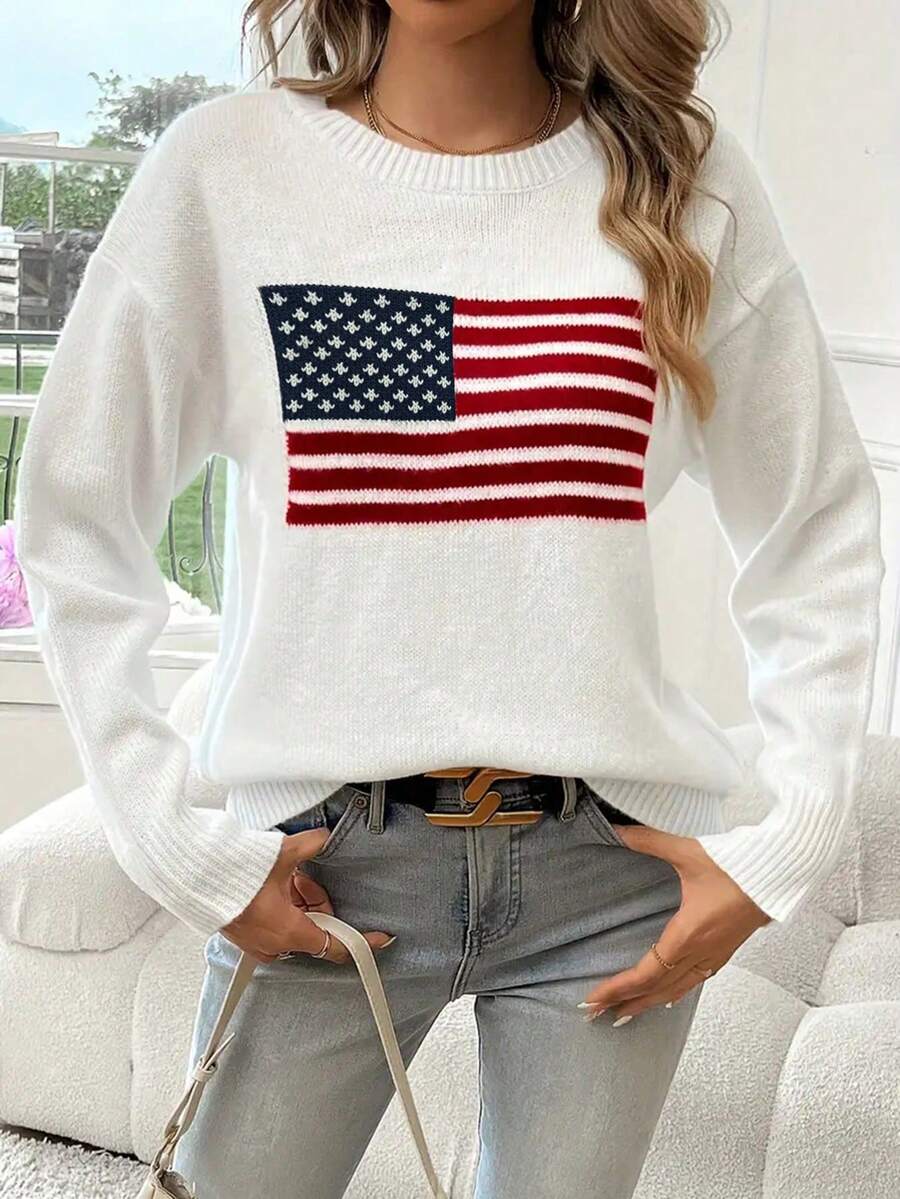 Ležerni beli jesenji džemper sa okruglim izrezom, žakard pleten, sa američkom zastavom