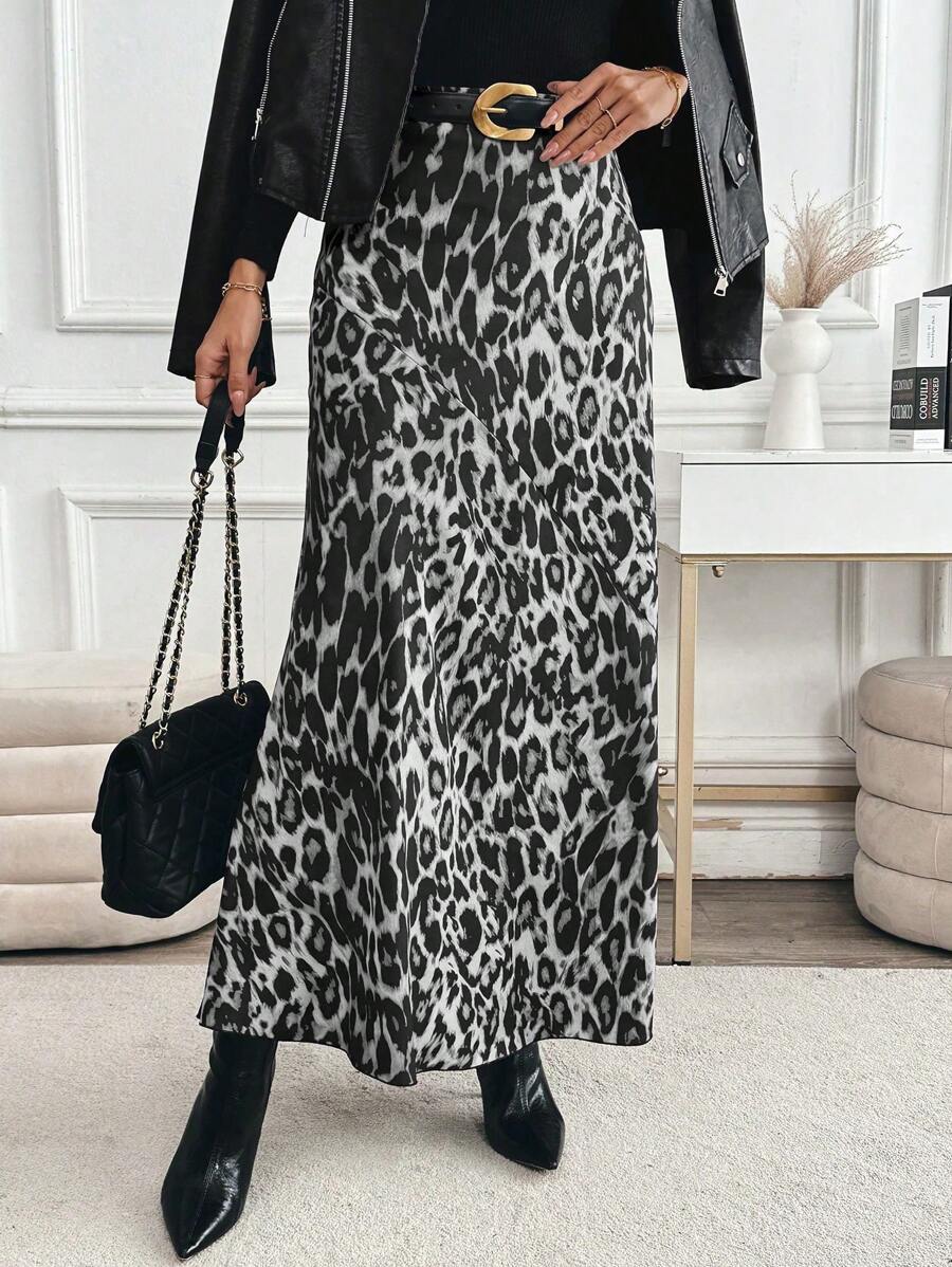 Elegantna maksi suknja sa leopard printom i visokim strukom