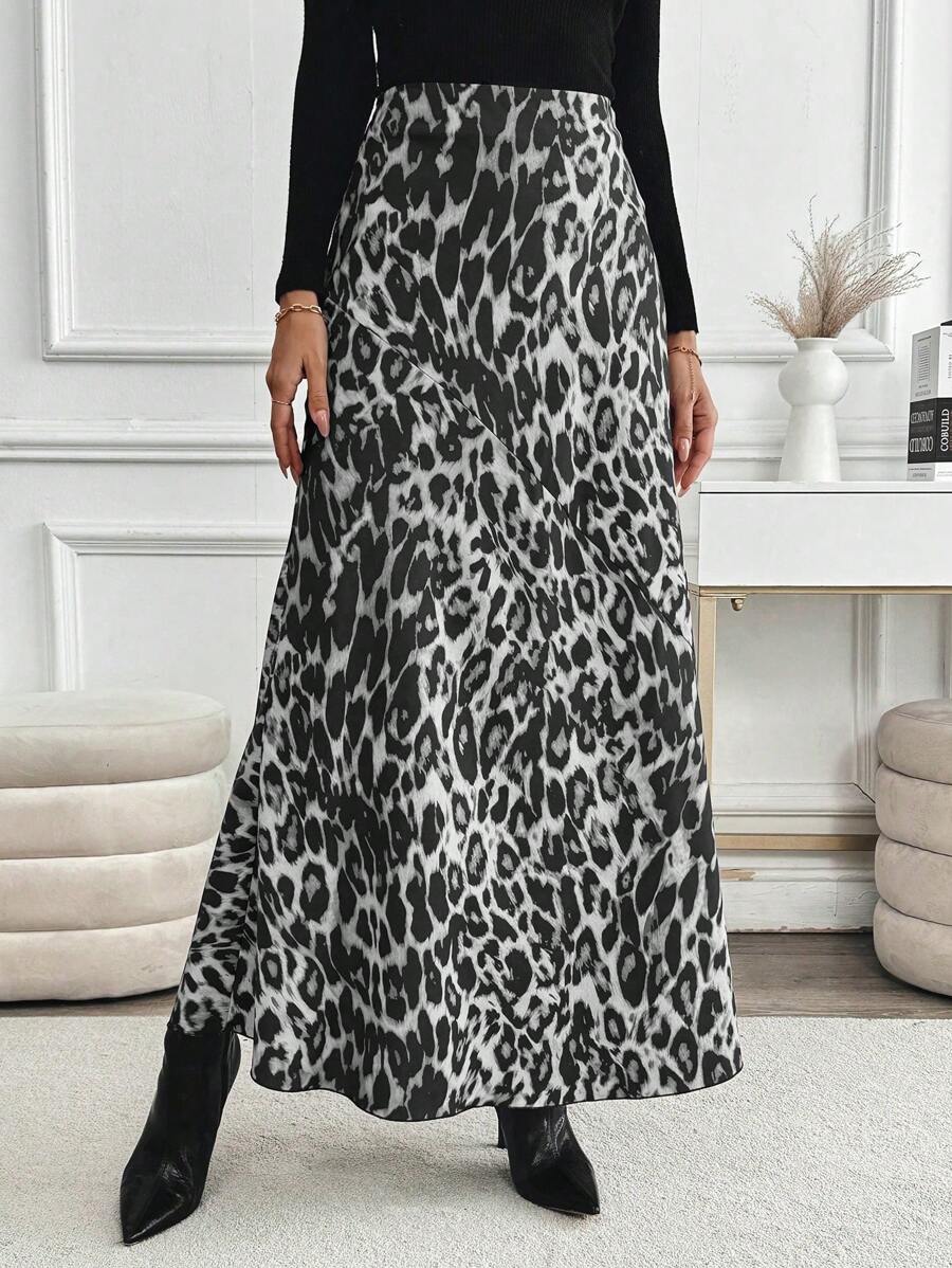 Elegantna maksi suknja sa leopard printom i visokim strukom