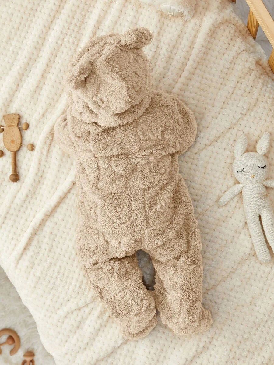 Pufnasti kombinezon sa kapuljačom i stopalima za bebe