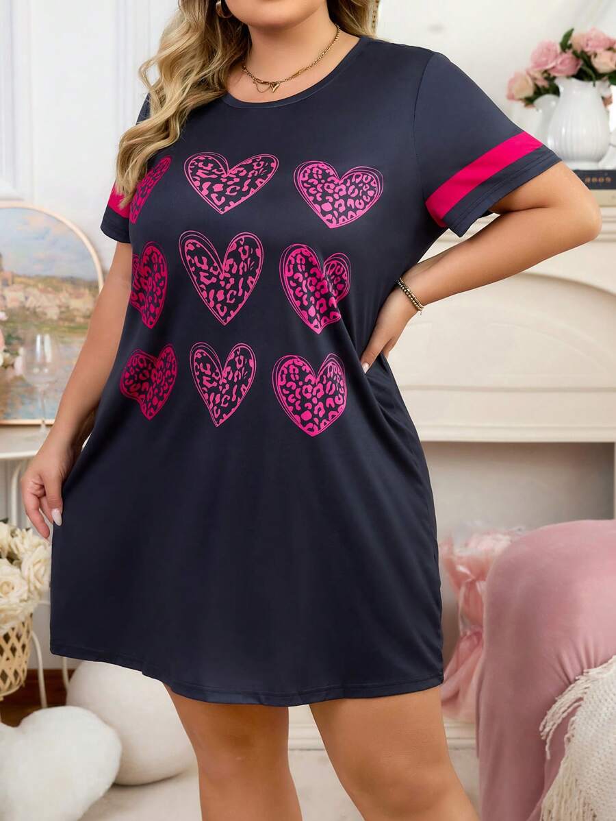 Ženska ležerna noćna haljina sa printom srca i okruglim izrezom, plus size