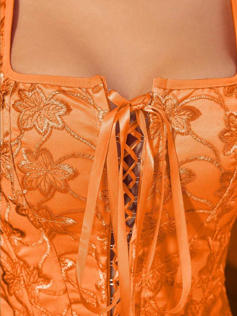 Elegantna Vintage Majica sa Čipkom i Kvadratnim Ovratnikom