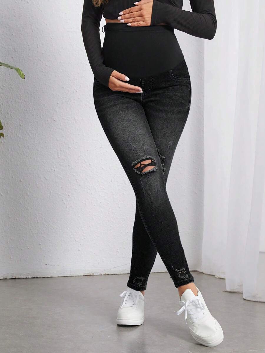 Trudničke farmerke uskog kroja
