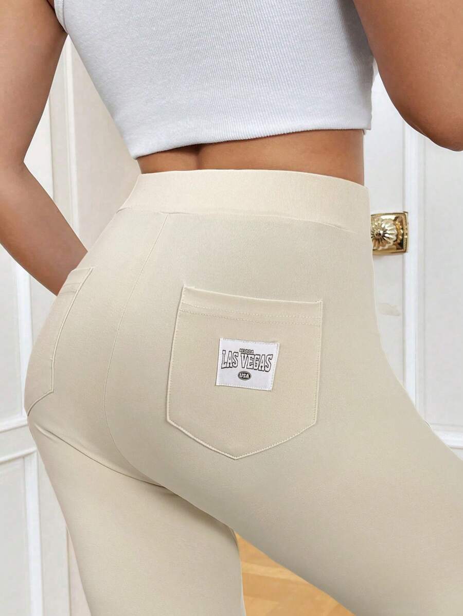 Essnce Ležerne uske kapri pantalone sa zadnjim džepovima