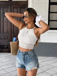 Serisse Women's White Summer Boho Elegant Holiday Vacation Holiday Contrast Lace Cropped Slim Fit Halter Neck Tank Top,Lace Patchwork Textured Fabric Chic