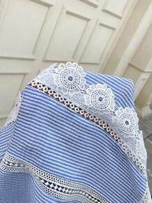 SHEIN LUNE Lace Panel French Romantic Women's Short Sleeve Blouse, Blue & White Striped, Suitable For Spring/Summer Vacation, Dates, Commuting