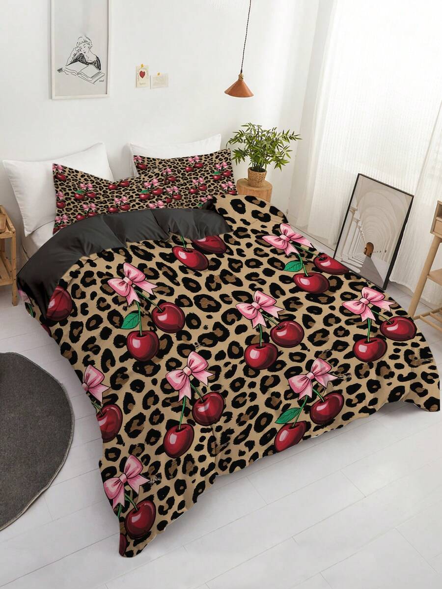Set posteljine sa leopard printom i mašnom, 3 komada (1 navlaka za jorgan + 2 jastučnice, jorgan nije uključen)