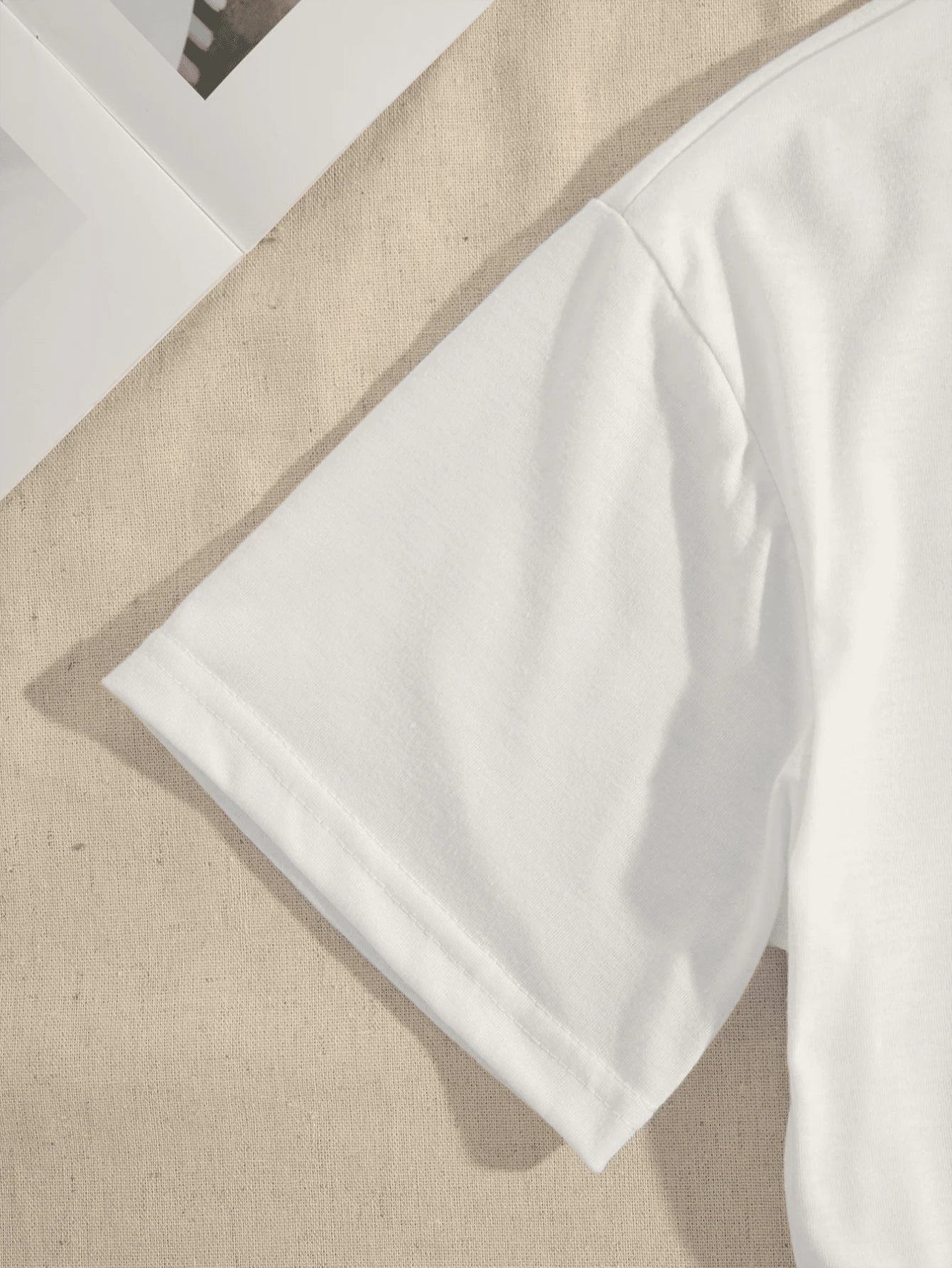 Ženska mekana svestrana majica sa elegantnim printom slova "MILANO ITALIJA"