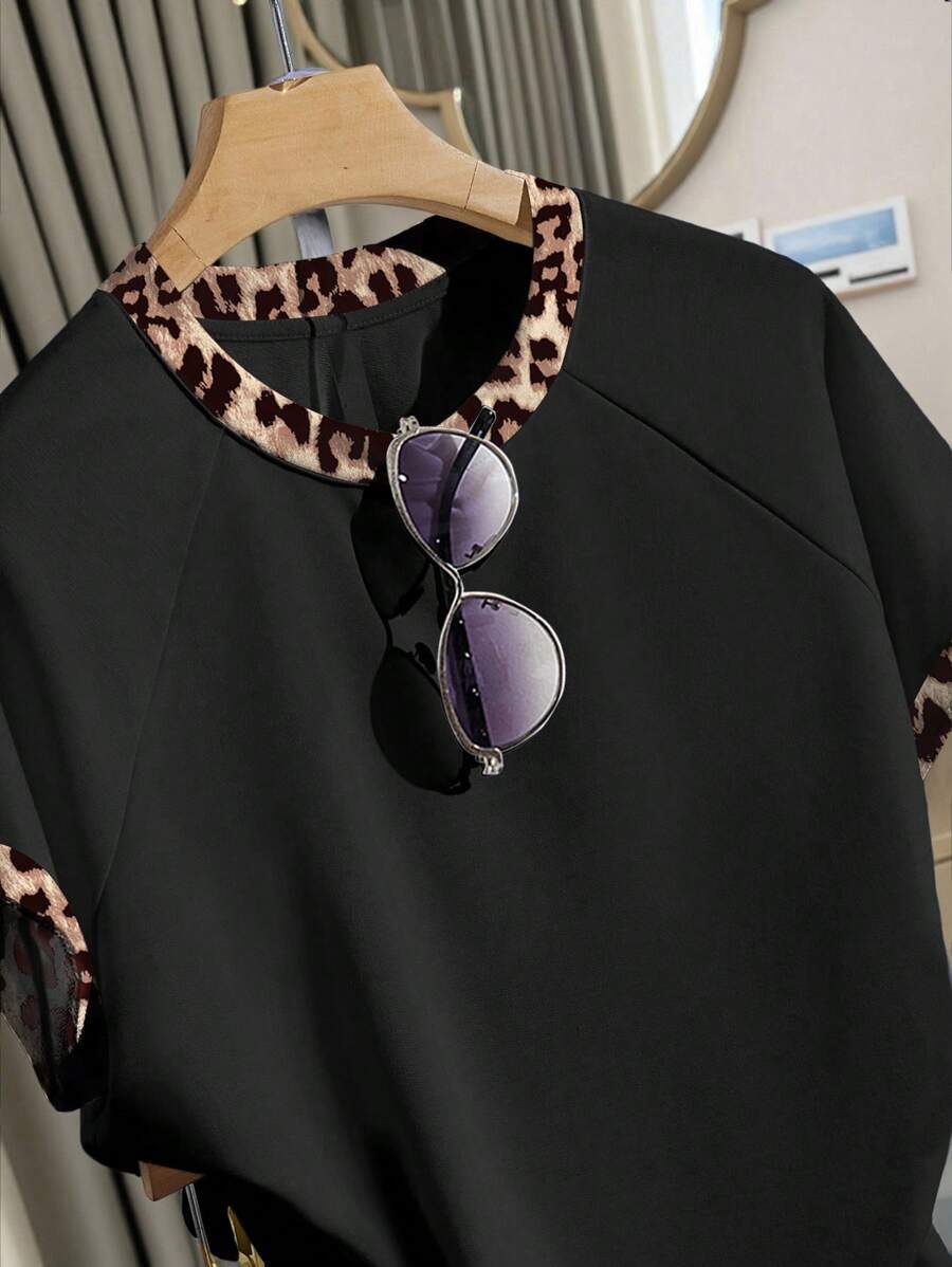 Ženski Casual Komplet sa Leopard Print Majicom i Šorts