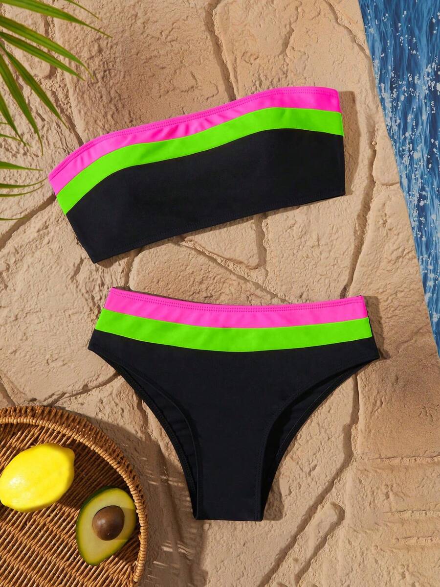 Dvodelni Bikini sa Patcherom u Kontrastnim Bojama