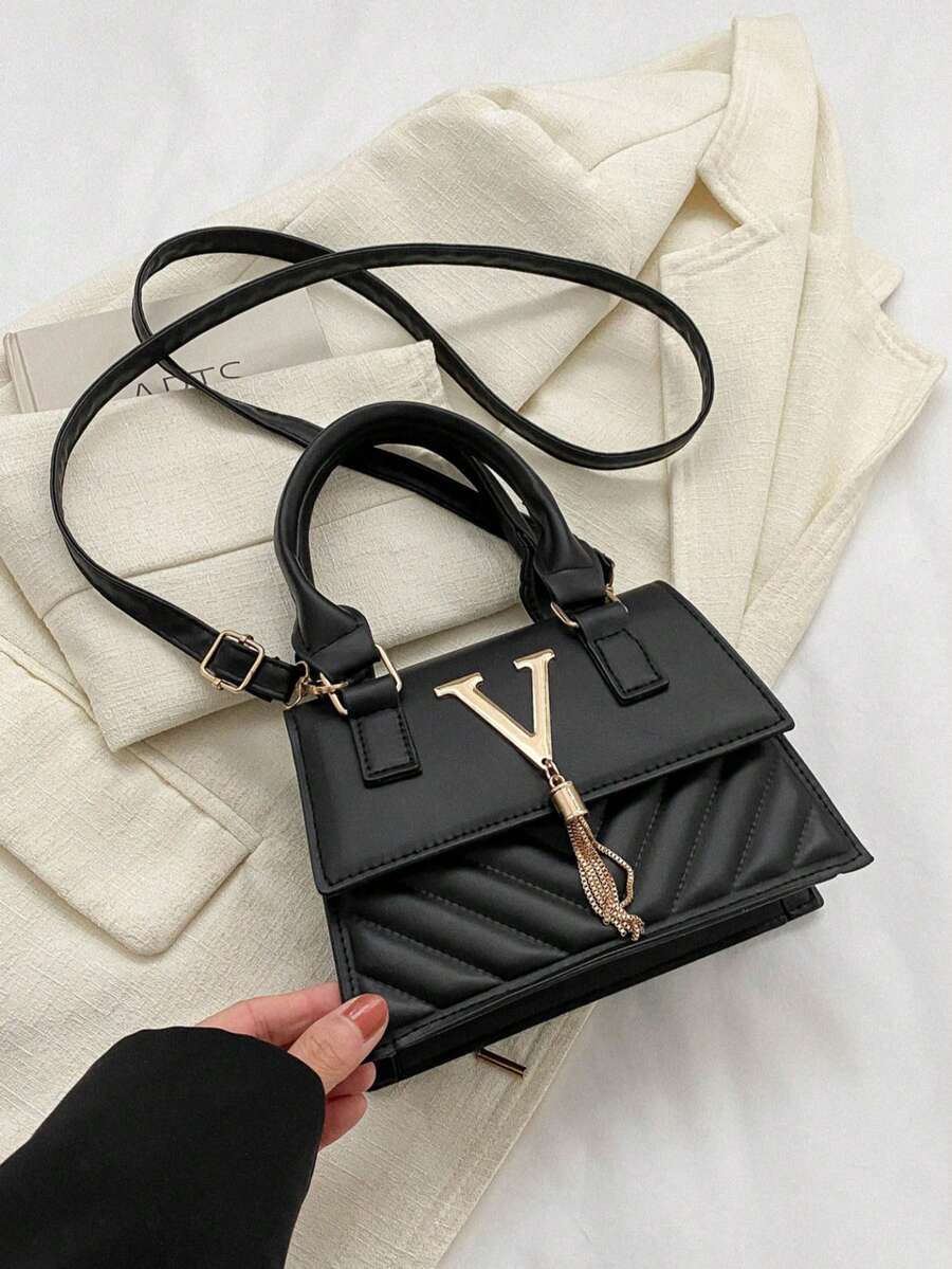 Mini ležerna kvadratna torba sa dvostrukim gornjim ručkama, preklopnim zatvaranjem, metalnim V detaljem