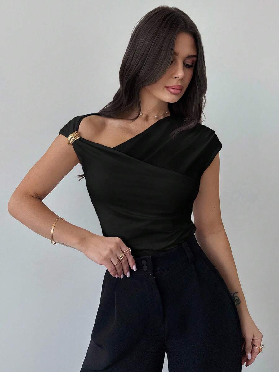 Asimetrična Uska Bela Majica, Elegantna