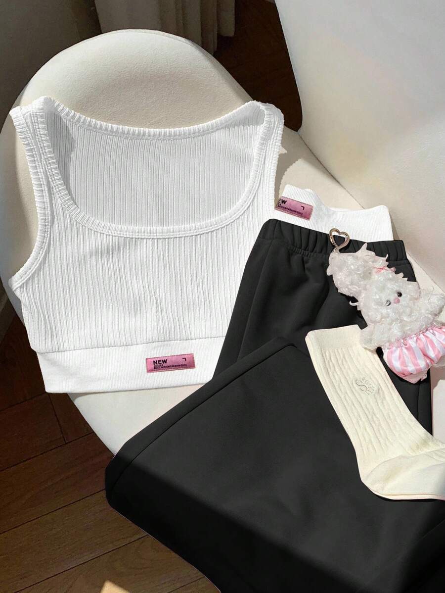 2kom/Set Ženska majica sa printom i kontrastne boje pantalone