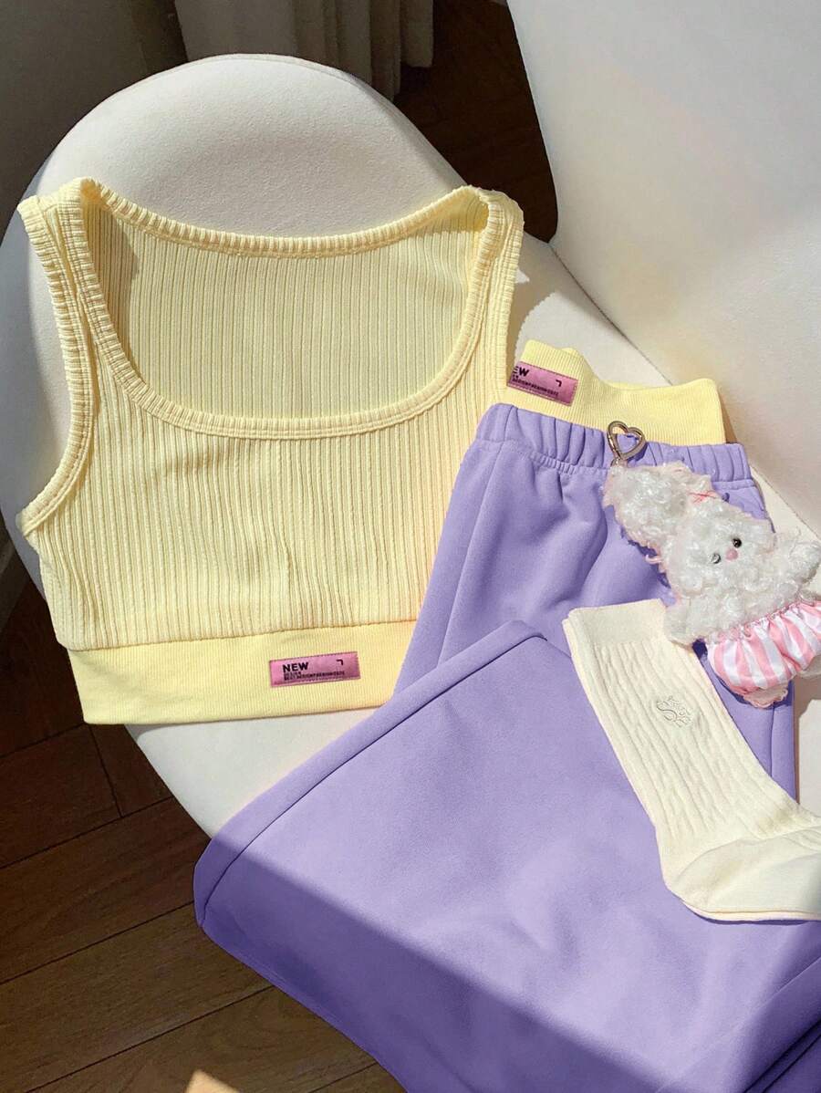 2kom/Set Ženska majica sa printom i kontrastne boje pantalone