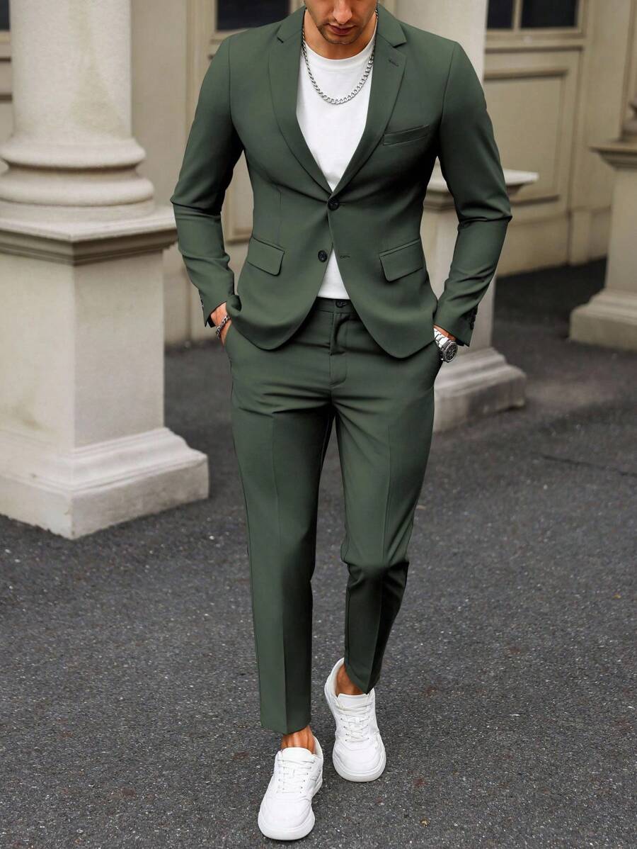 Muški formalni komolet od dva dela sa sako i pantalonama u jednoj boji, slim fit