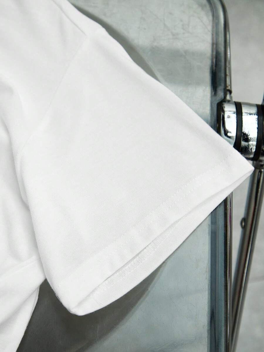 žŽenska majica plus size sa cvetnim i slovnim printom, okruglim izrezom i kratkim rukavima