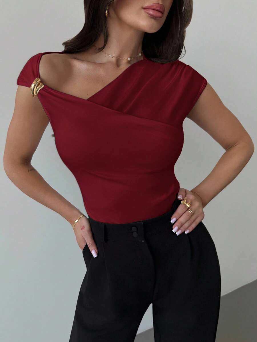 Asimetrična Uska Bela Majica, Elegantna