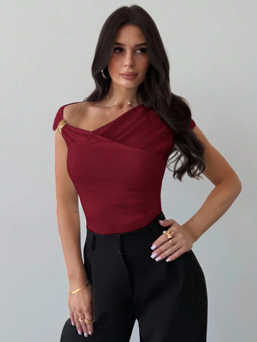 Asimetrična Uska Bela Majica, Elegantna
