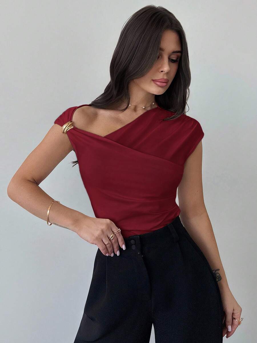 Asimetrična Uska Bela Majica, Elegantna