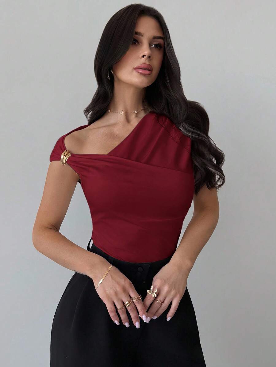 Asimetrična Uska Bela Majica, Elegantna