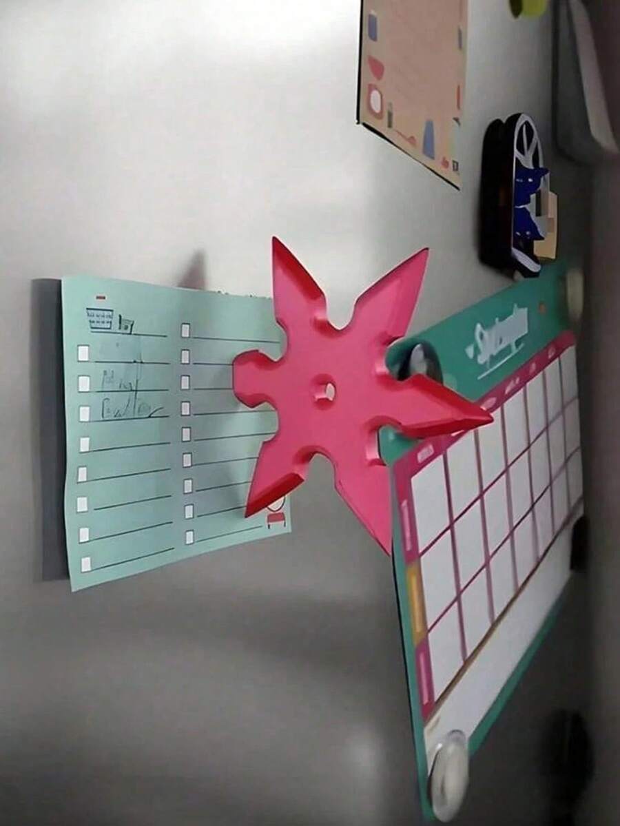 Smešan magnet za frižider u obliku noža, 3D zanimljiv magnet za frižider u obliku sekire