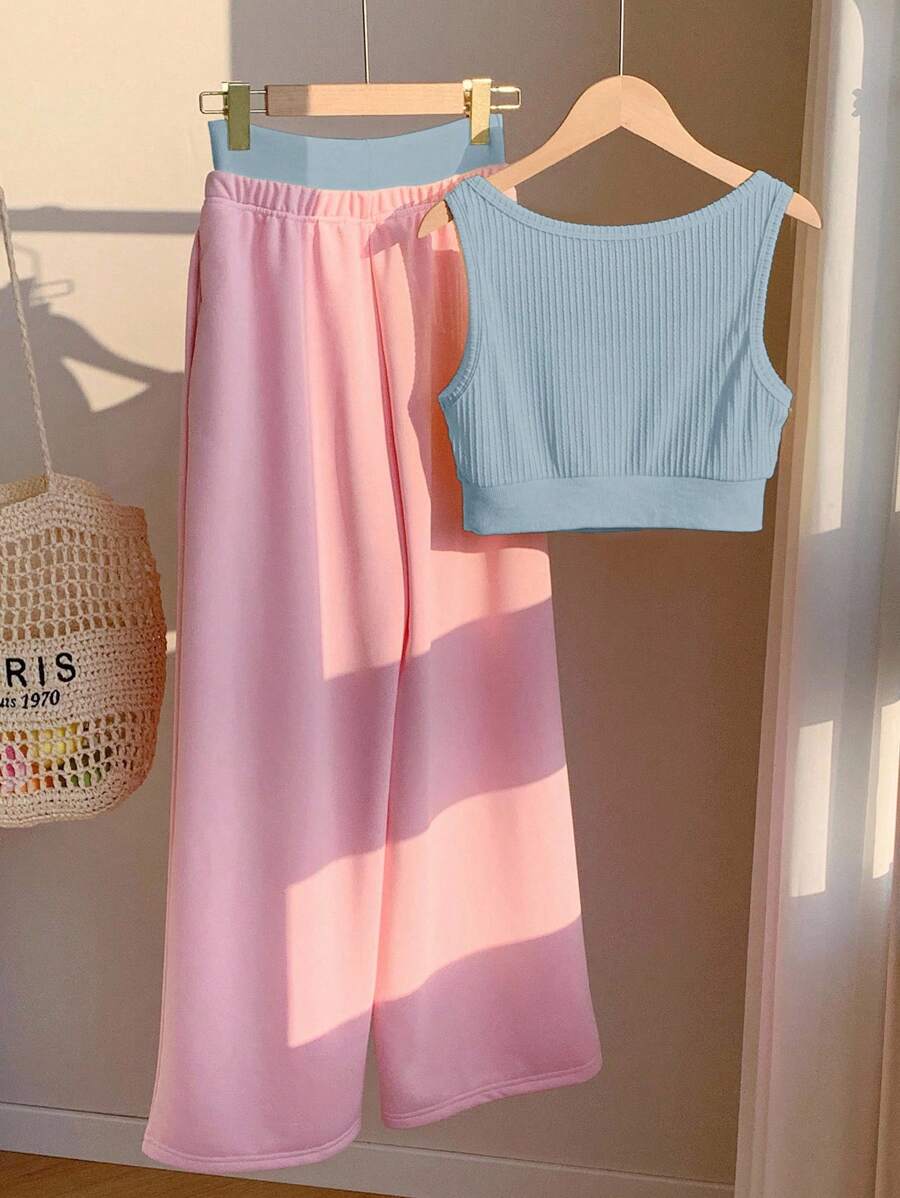 2kom/Set Ženska majica sa printom i kontrastne boje pantalone