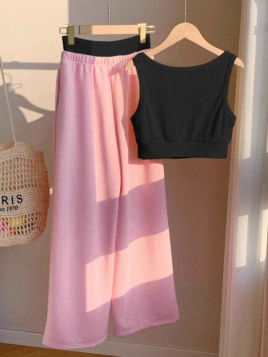 2kom/Set Ženska majica sa printom i kontrastne boje pantalone