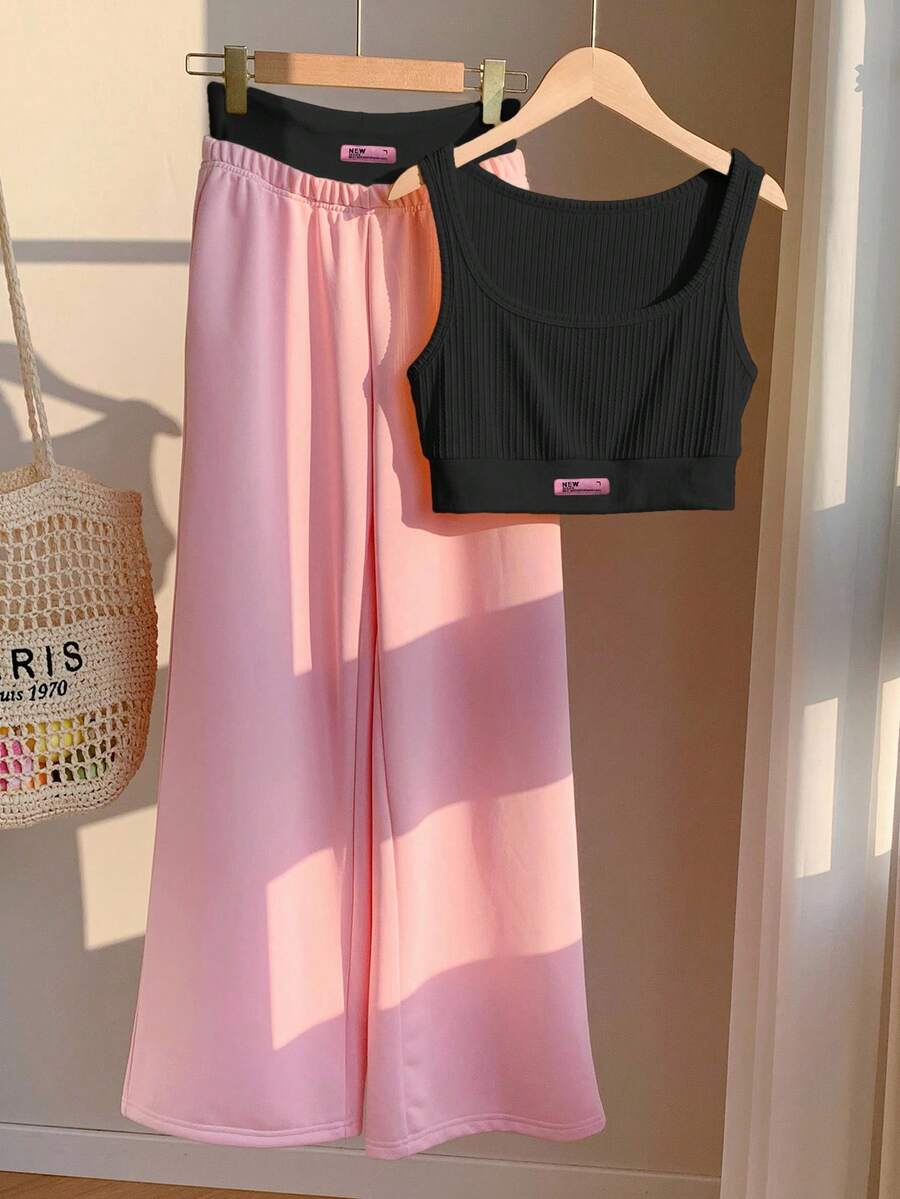 2kom/Set Ženska majica sa printom i kontrastne boje pantalone