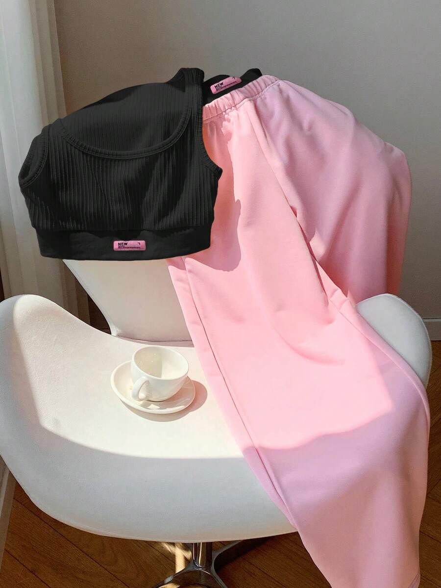 2kom/Set Ženska majica sa printom i kontrastne boje pantalone