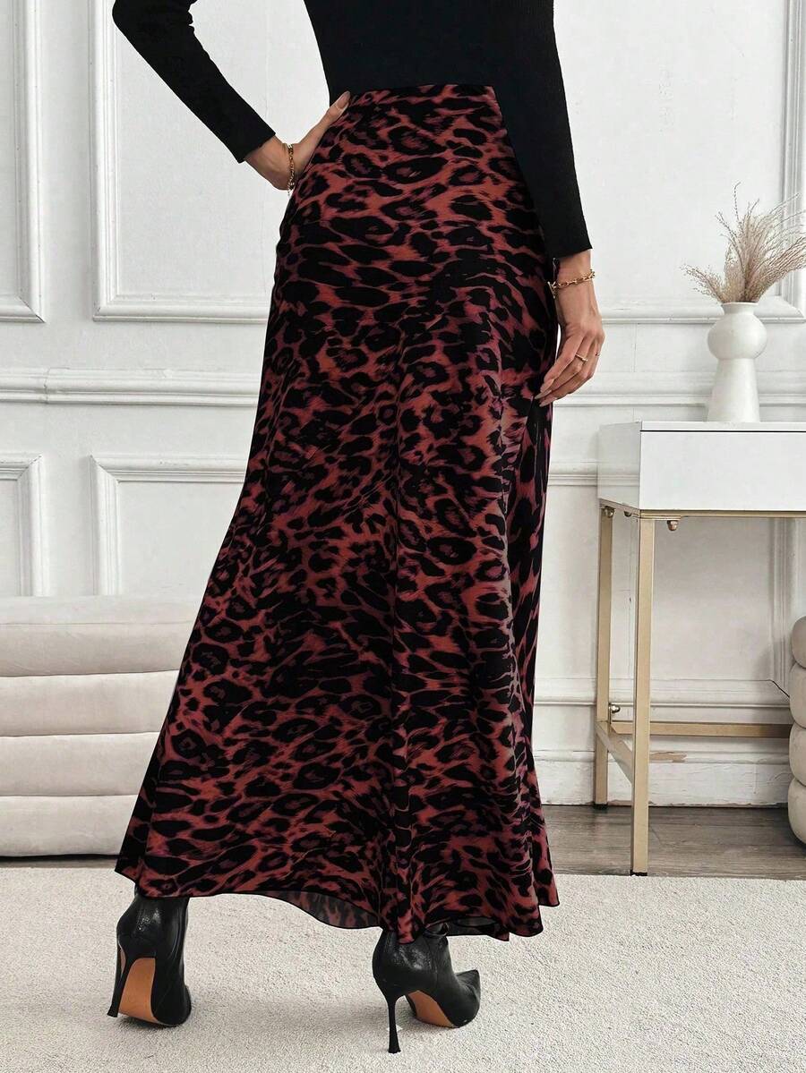Elegantna maksi suknja sa leopard printom i visokim strukom