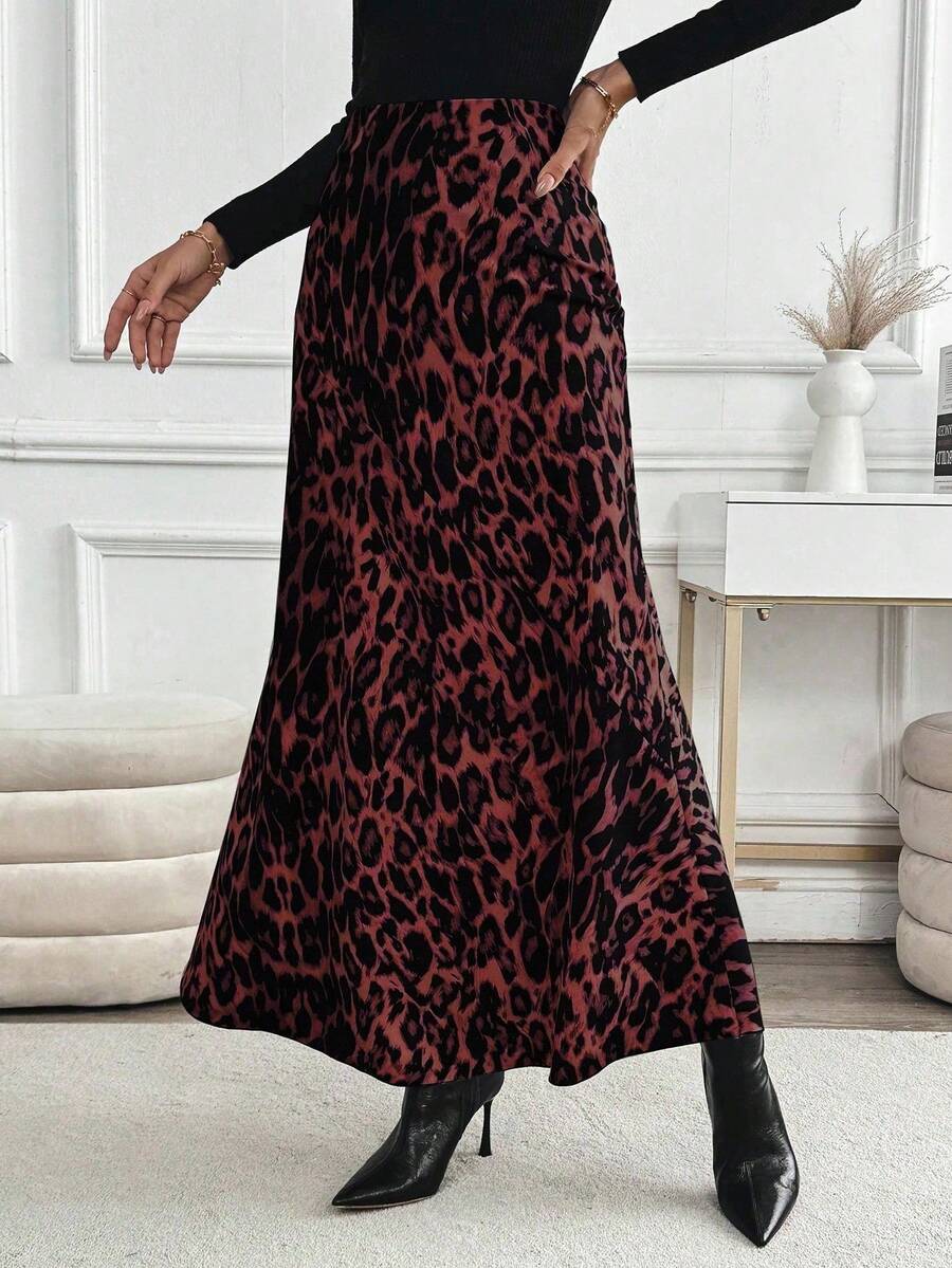 Elegantna maksi suknja sa leopard printom i visokim strukom