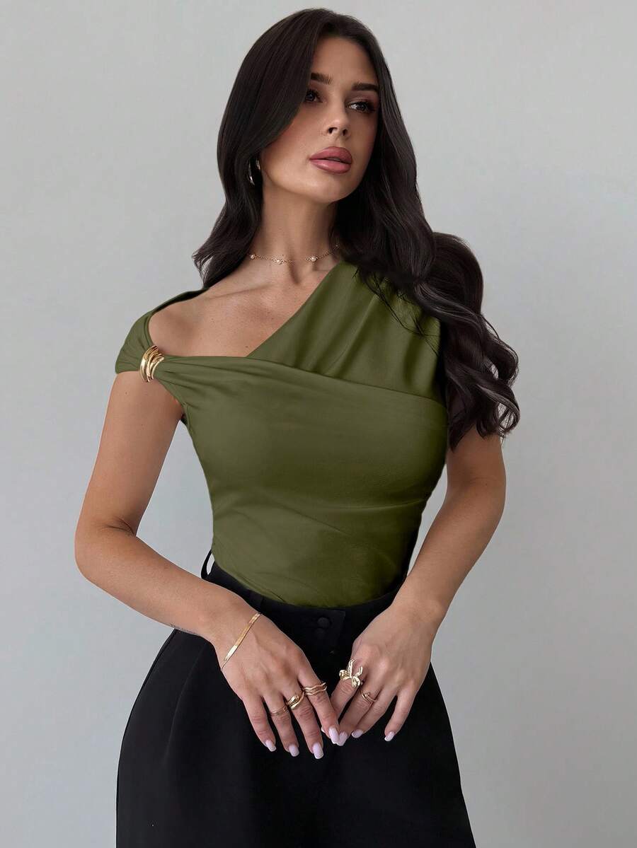 Asimetrična Uska Bela Majica, Elegantna