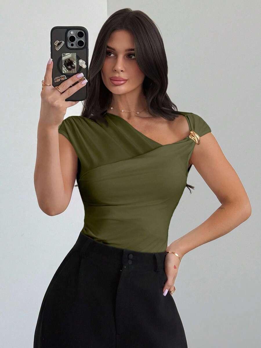 Asimetrična Uska Bela Majica, Elegantna