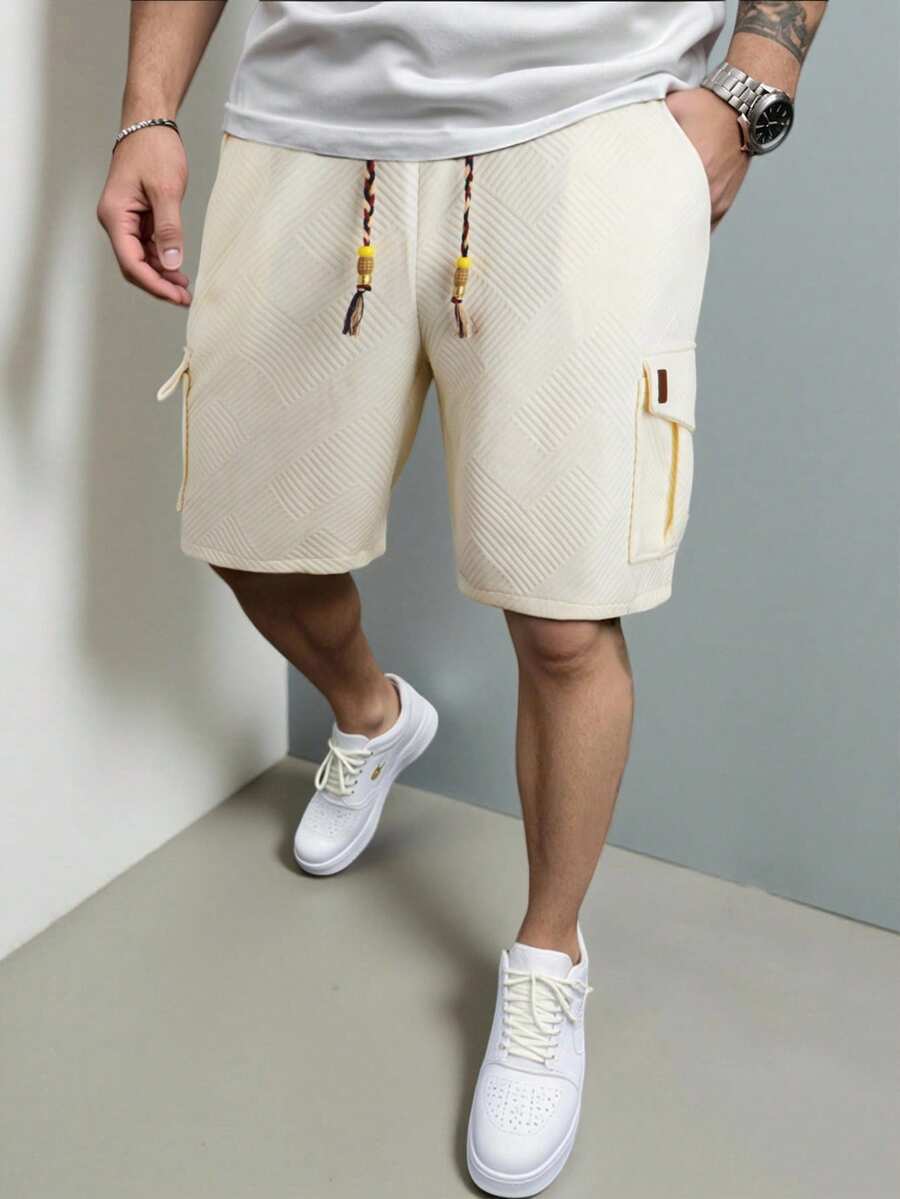 Muške letnje ležerne kratke pantalone sa teksturiranim materijalom i pertlom u struku