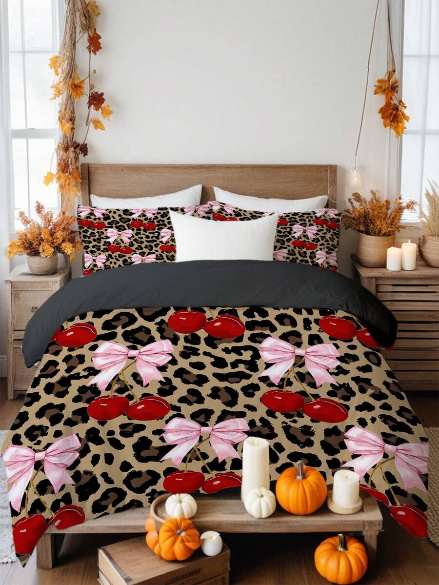 Set posteljine sa leopard printom i mašnom, 3 komada (1 navlaka za jorgan + 2 jastučnice, jorgan nije uključen)