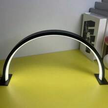 1pc LED Crescent Lamp, USB Powered, Portable, Suitable For Manicure, Eyelash Extension, Tattoo Lighting, Fashion Design, Manicure Lighting, Modern Desk Lamp Gift