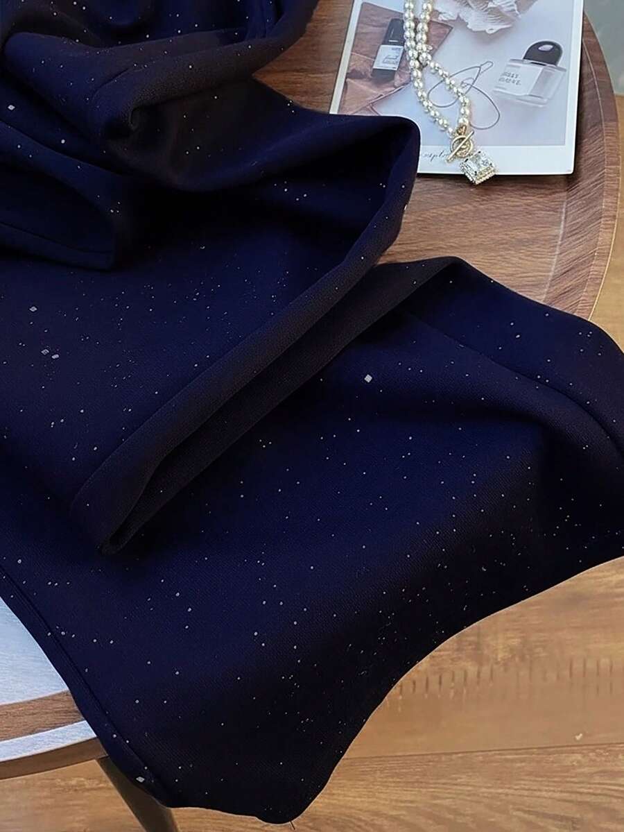 Ležerne široke pantalone ravnih nogavica sa elastičnim strukom, dezen zvezdanog neba