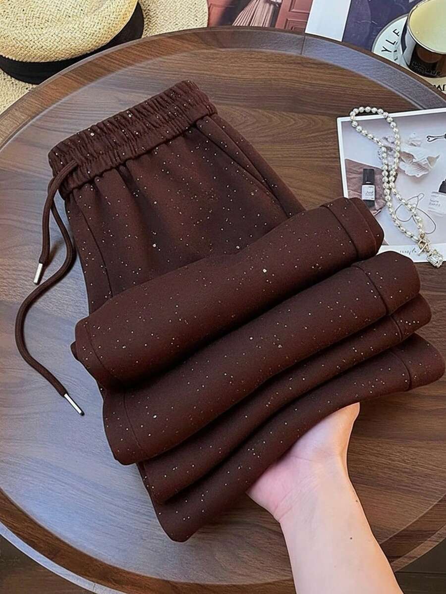 Ležerne široke pantalone ravnih nogavica sa elastičnim strukom, dezen zvezdanog neba
