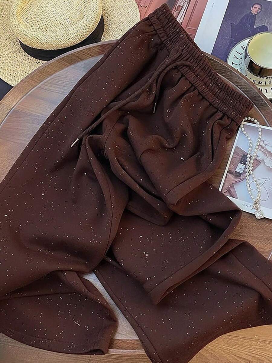 Ležerne široke pantalone ravnih nogavica sa elastičnim strukom, dezen zvezdanog neba