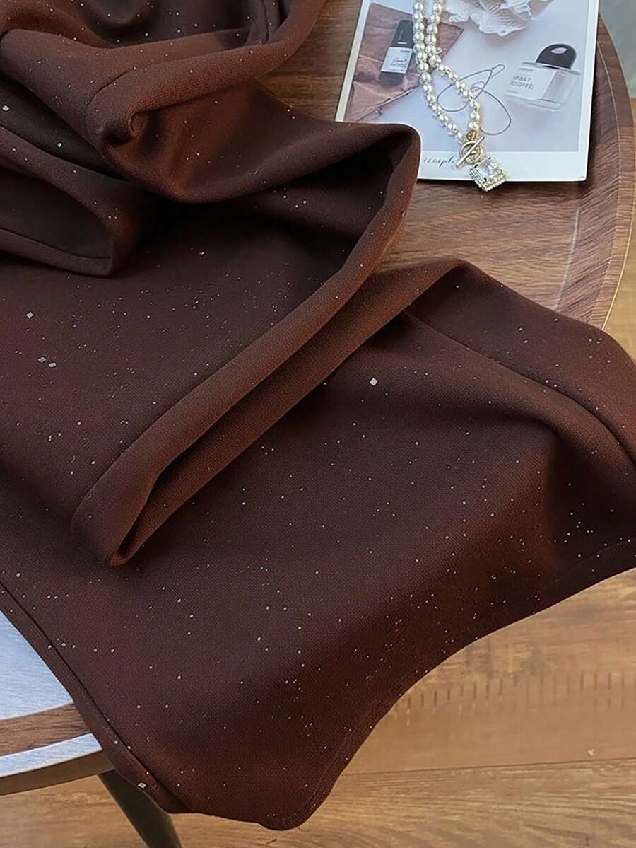 Ležerne široke pantalone ravnih nogavica sa elastičnim strukom, dezen zvezdanog neba