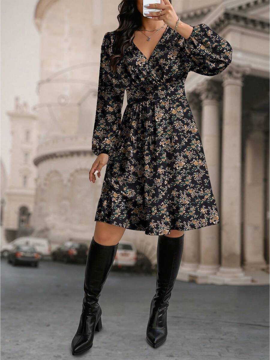 Ležerna haljina za žene plus size sa cvetnim printom, V-izrezom i lantern rukavima