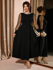Elegantna ženska haljina A-kroja plus size sa perlama i mrežicom